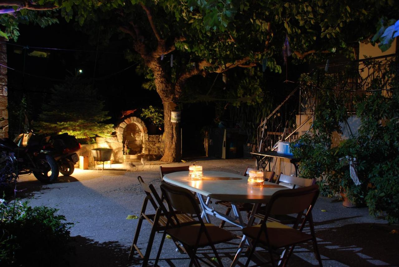 "The Stone" Apartment Agios Vlasios  Екстериор снимка