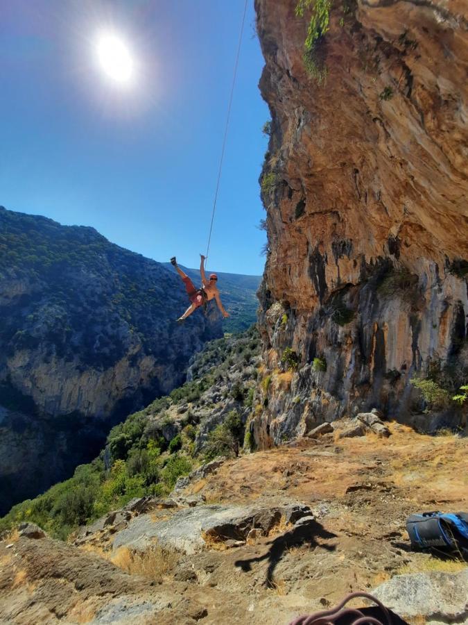 "The Stone" Apartment Agios Vlasios  Екстериор снимка