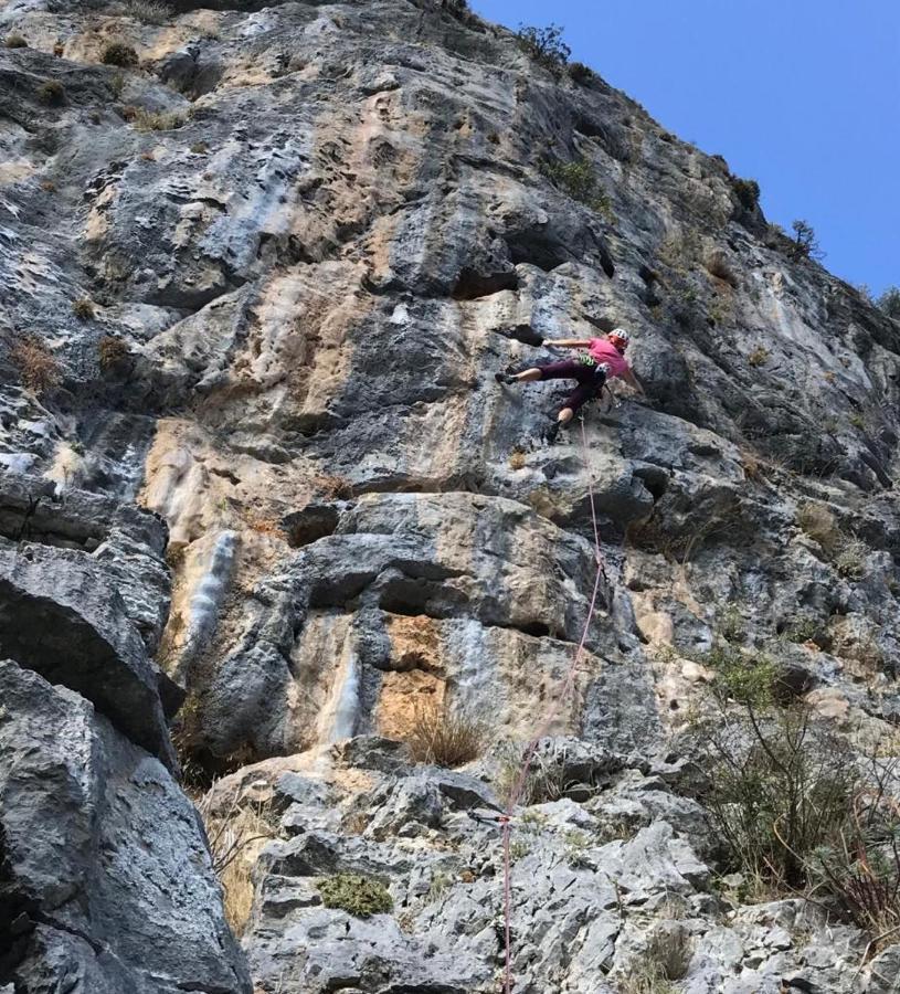 "The Stone" Apartment Agios Vlasios  Екстериор снимка