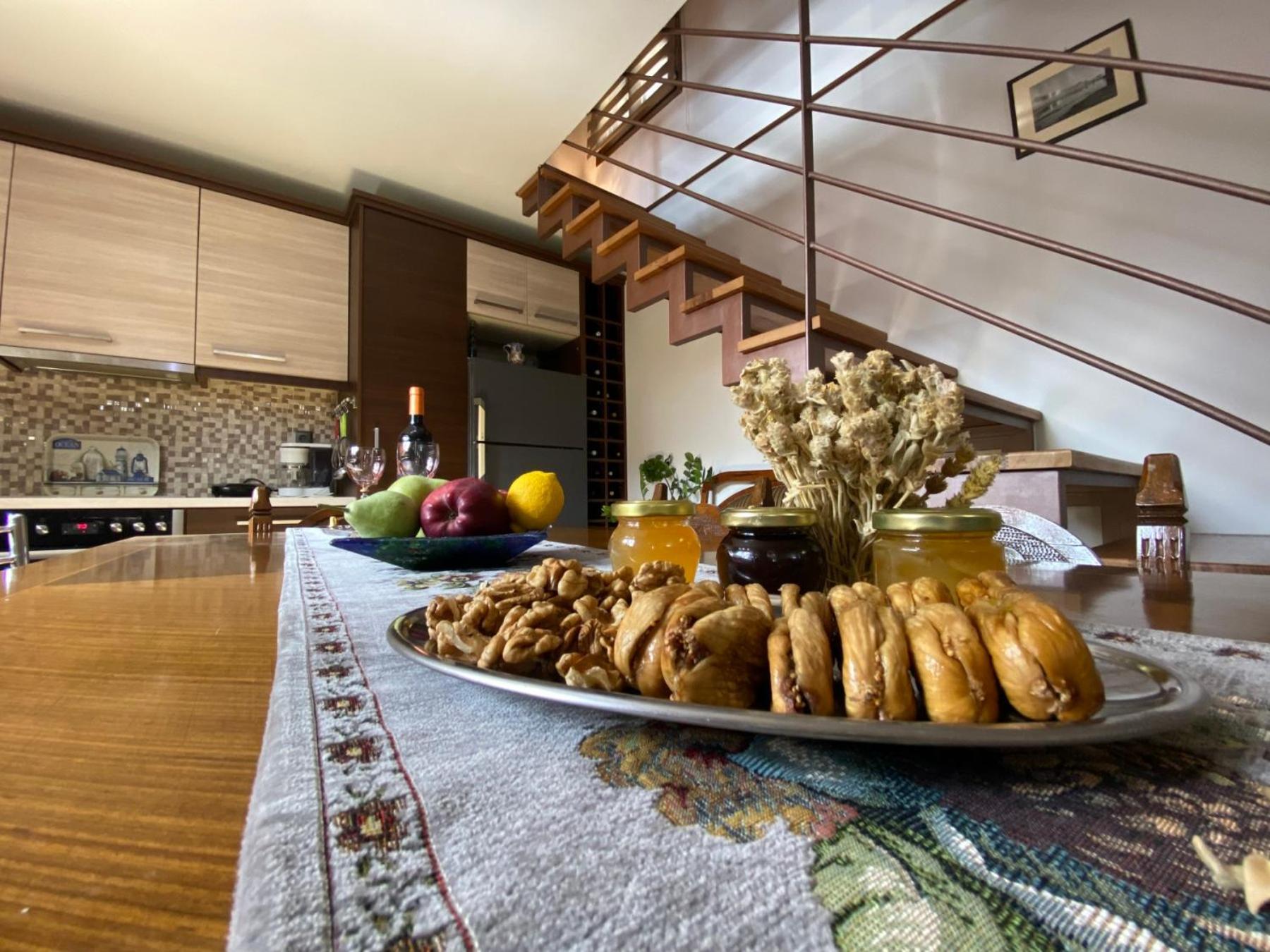 "The Stone" Apartment Agios Vlasios  Екстериор снимка